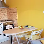 Angelus Apartment
