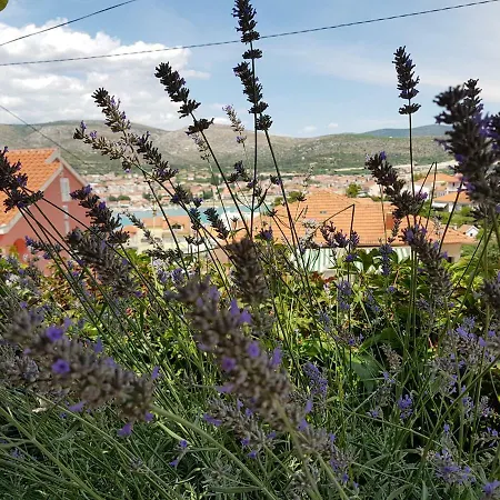 Angelus Apartament Trogir