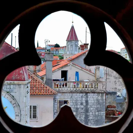 Angelus Trogir