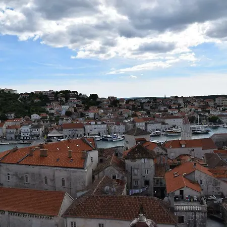 Angelus Lägenhet Trogir